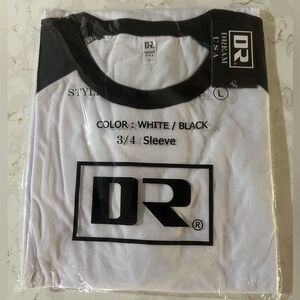 Dream USA White & Black 3/4 Sleeve Large